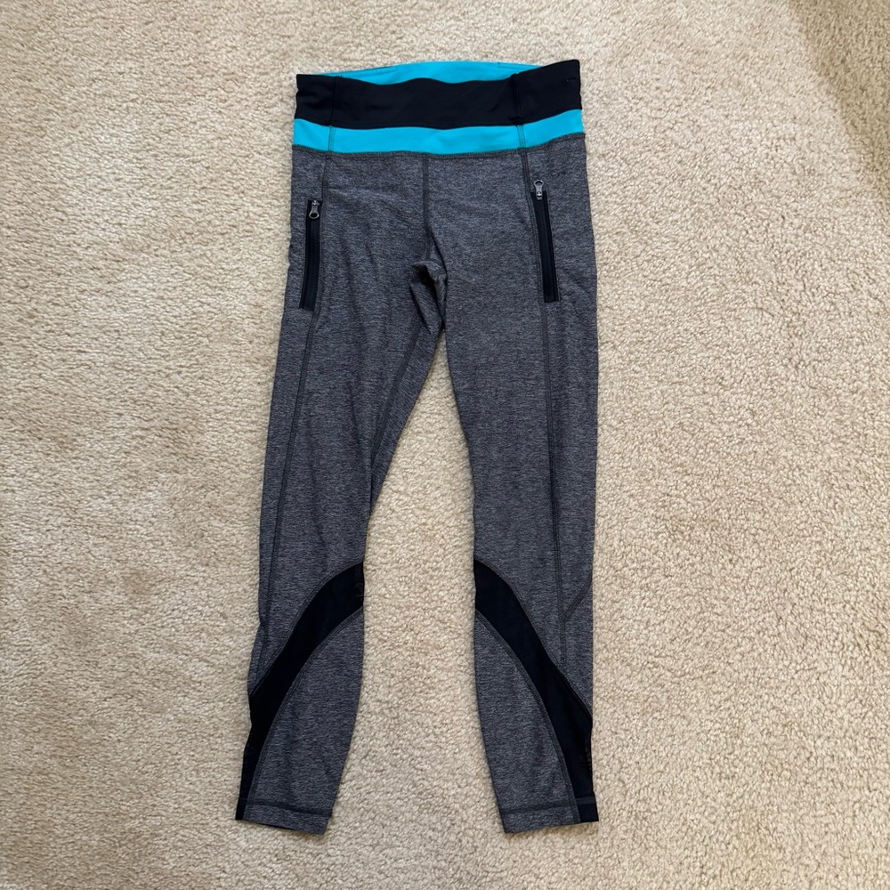 Lululemon Inspire Tight II (Mesh) – Blue Tropics, Size 4